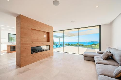 Moderne Neubau-Villa mit 4 Schlafzimmern, Pool und Traum-Meerblick zu verkaufen